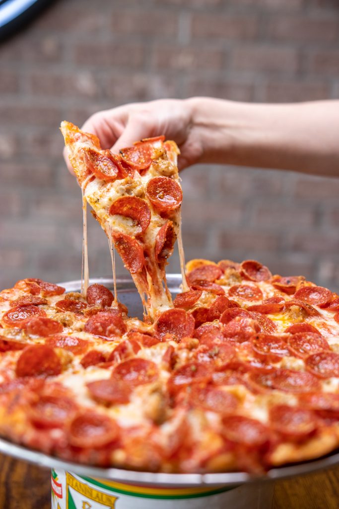 Six Hundred Downtown Pizzeria