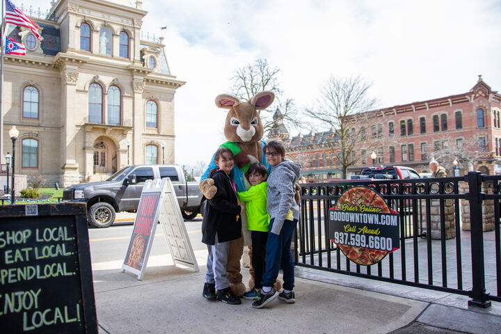 Photos with the Easter Bunny
