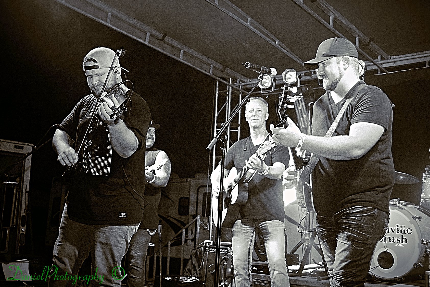 Nashville Crush Live at The Syndicate