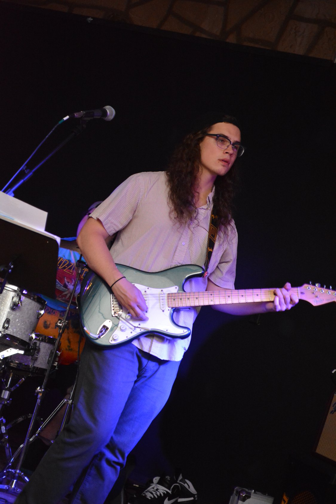 Sam Razinger Max Razinger's Solo Spectacle: A Musical Feast at Brewfontaine ...